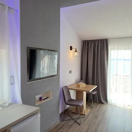 Delux Soba Sa Pogledom Na More, Hidromasaznom Kadom I Balkonom Apartment Trogir