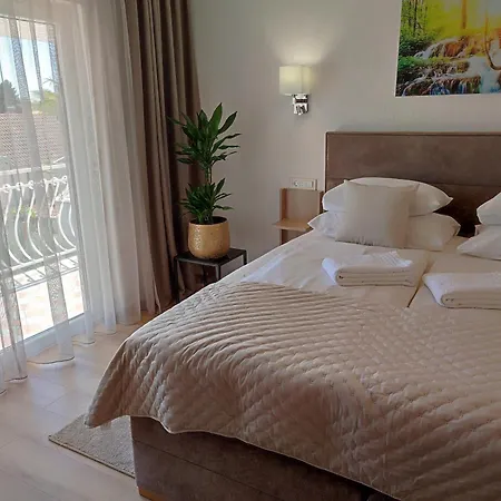 Apartment Delux Soba Sa Pogledom Na More, Hidromasaznom Kadom I Balkonom