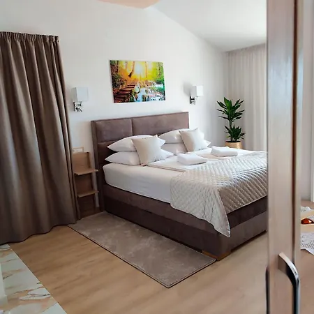 Delux Soba Sa Pogledom Na More, Hidromasaznom Kadom I Balkonom Apartment